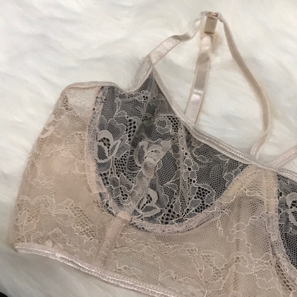 Nude & black sexy lingerie 💕 - Picture 4 of 8